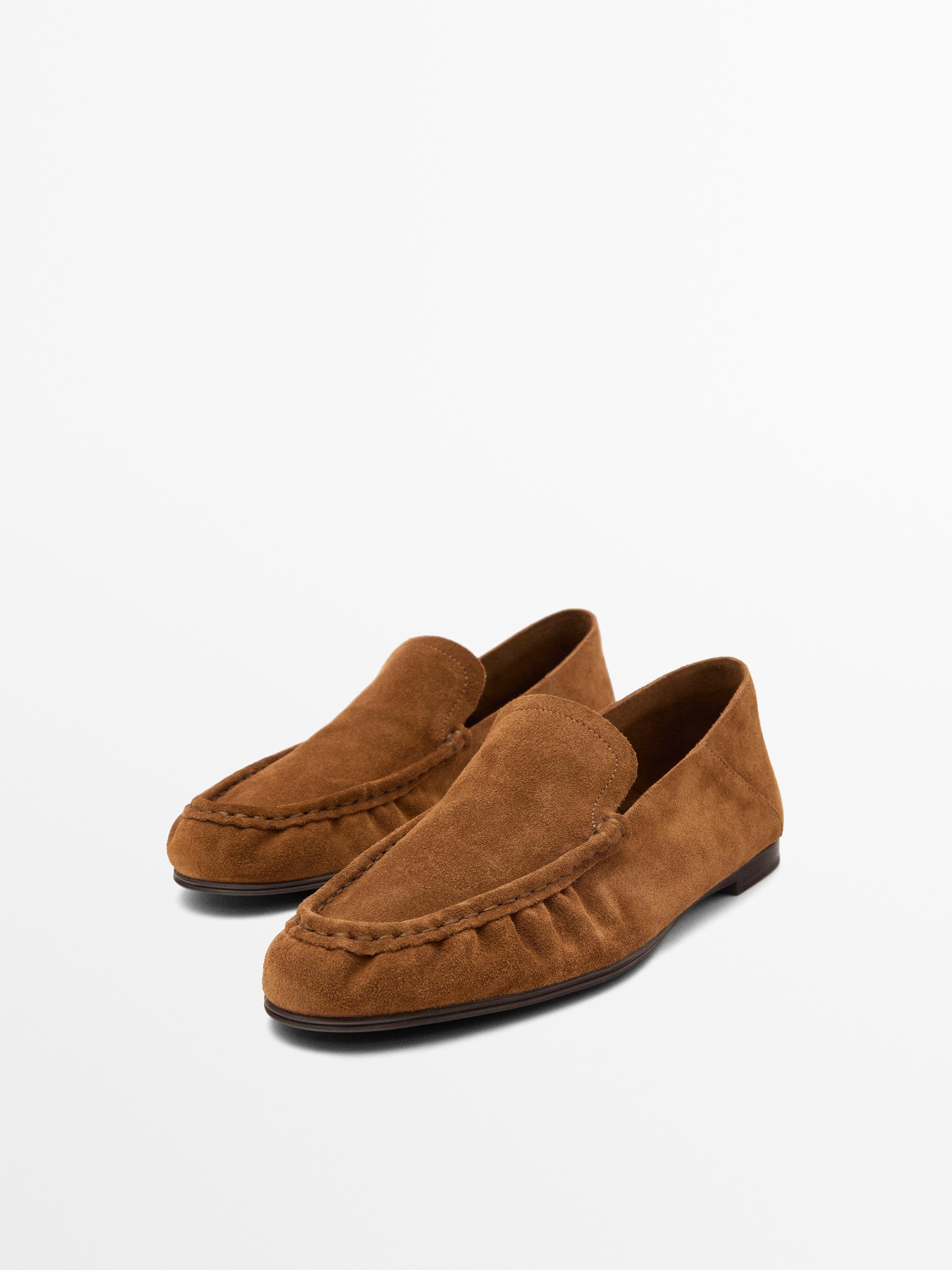 Mocassin souple en croûte de cuir